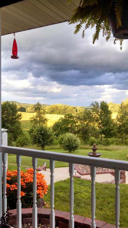 The Meier Inn, A Country Bed & Breakfast Boyceville Exterior foto